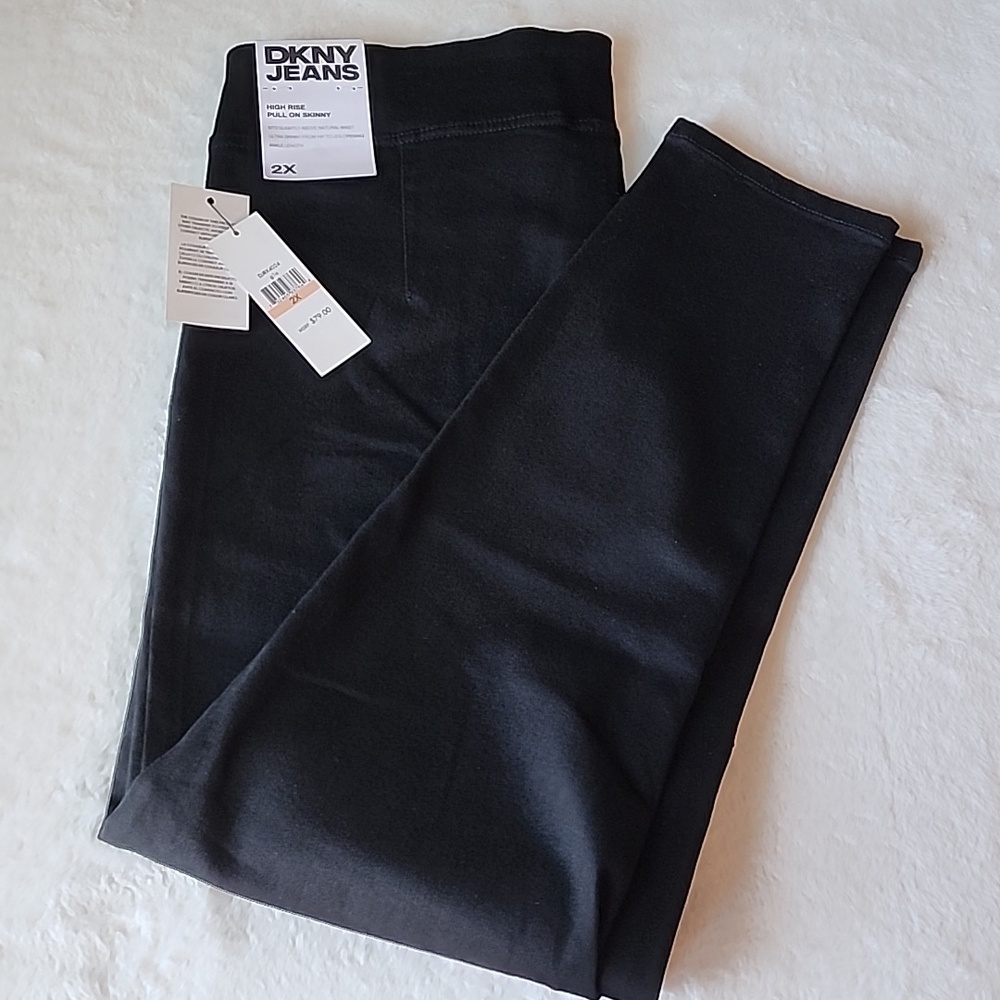 DKNY High Rise Pull On Skinny Ankle Pants